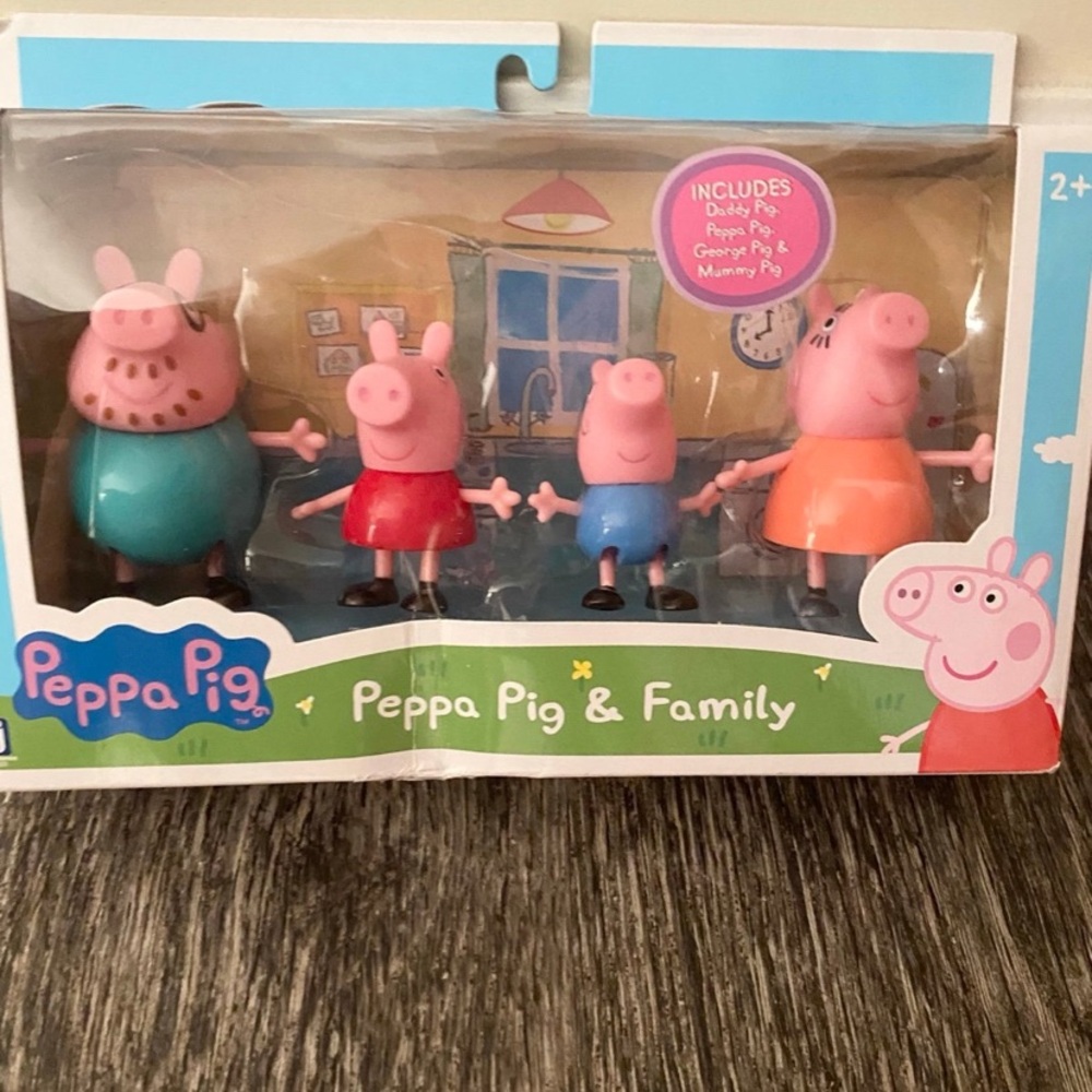 Peppa Pig And Family Figurines